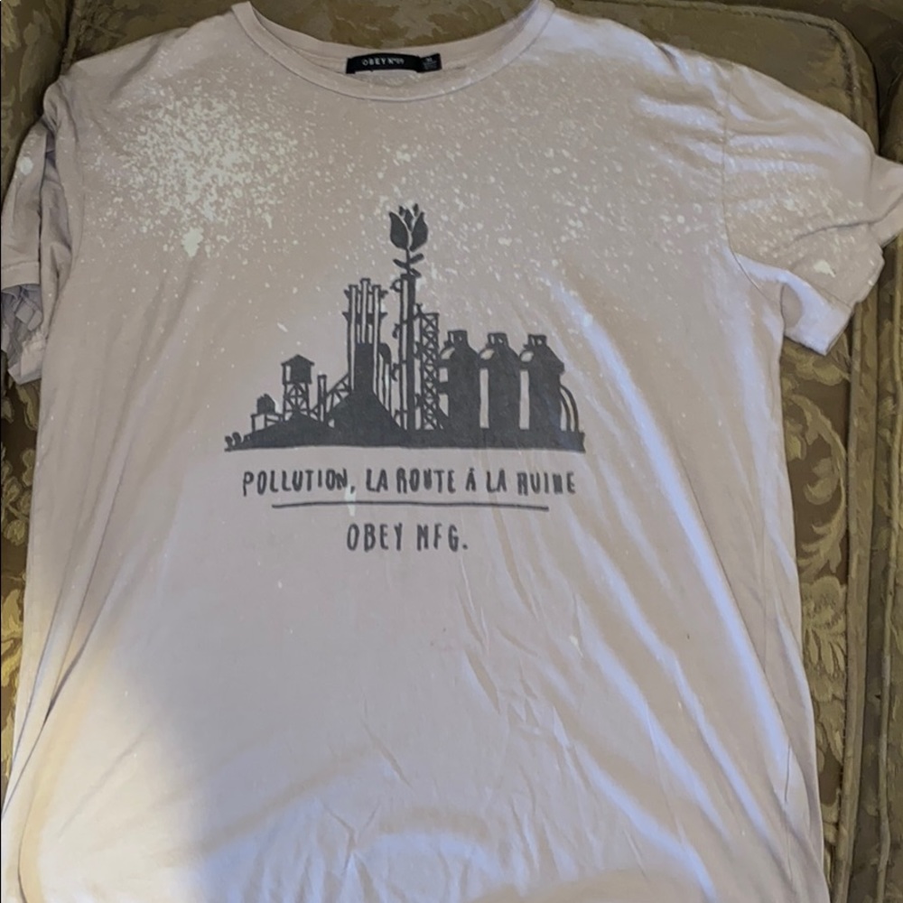 Obey shirt